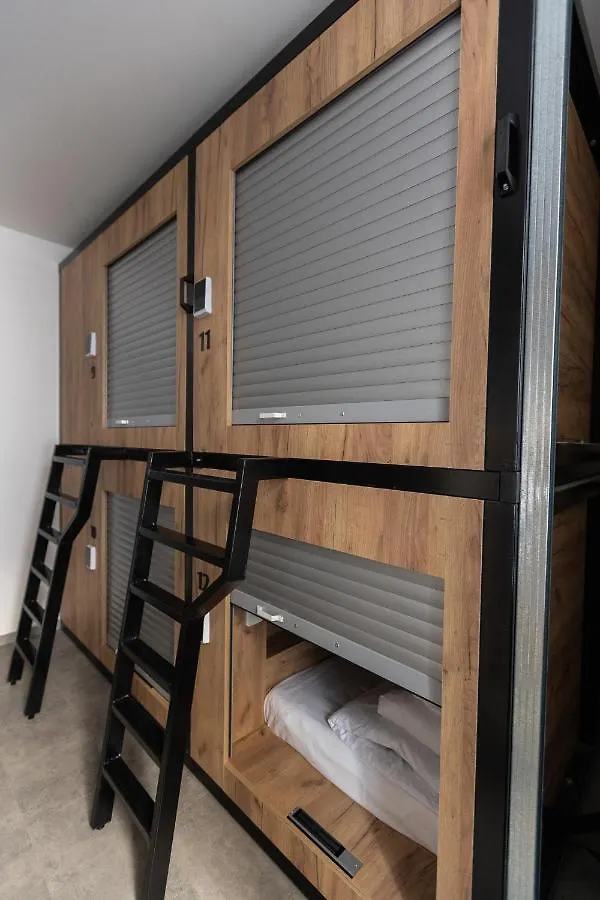 Expo Capsule Hostel Praag 0*,  Tsjechië