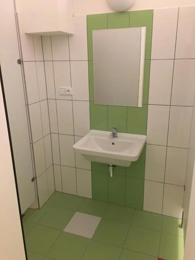 Expo Capsule Hostel Praga Czechy